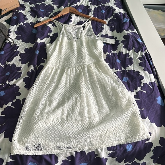 Junior Trixxi white lace above the knee dress - Picture 2 of 7